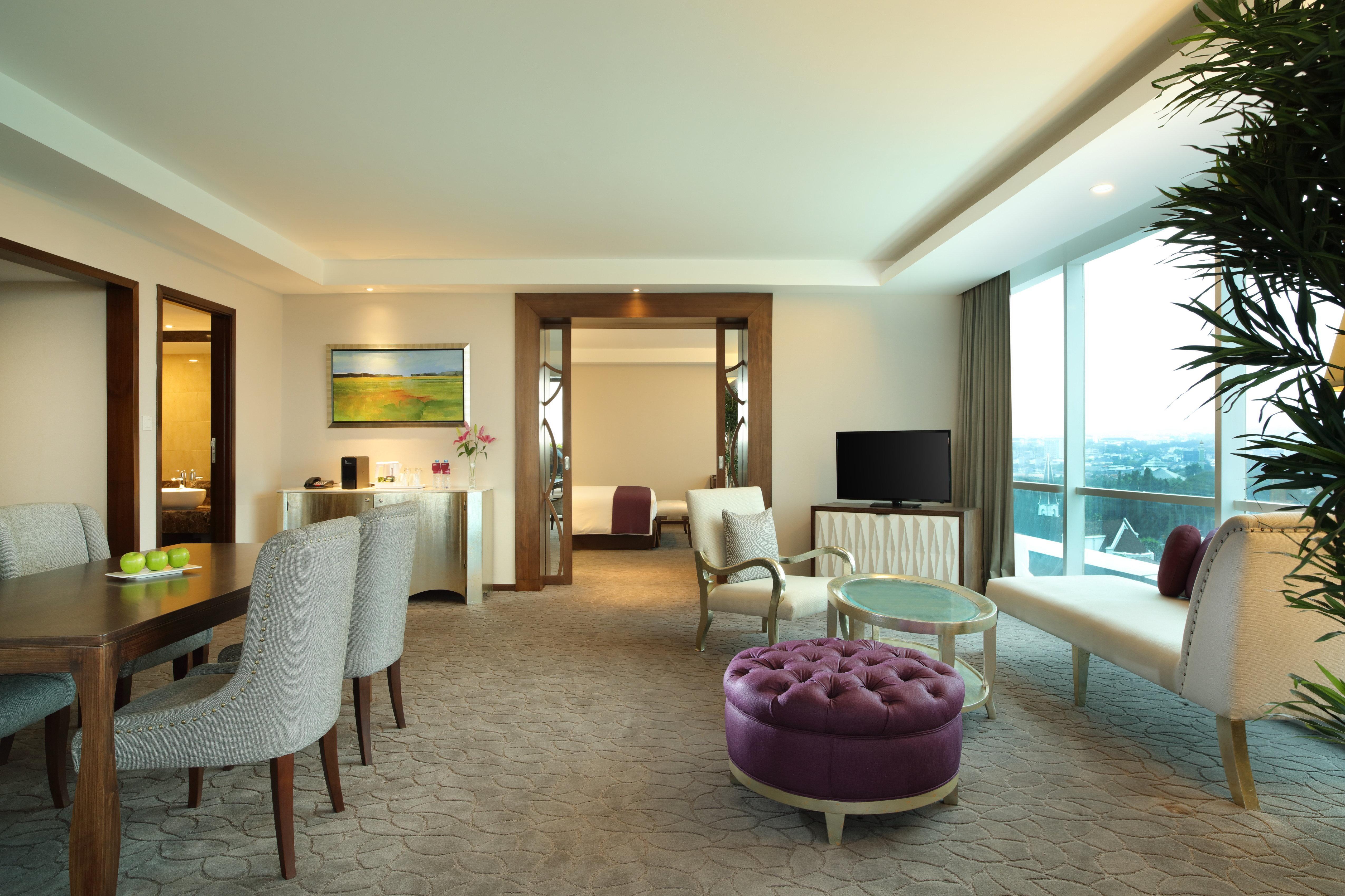 Crowne Plaza Bandung, An Ihg Hotel 5*